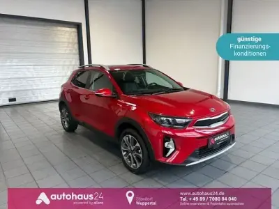 Gebraucht Kia Stonic Platinum Edition 120 PS (88 kW) 2021 Rot SUV