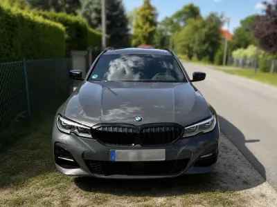 Gebraucht BMW 330 M Sport 258 PS (189 kW) 2020 Grau Kombi