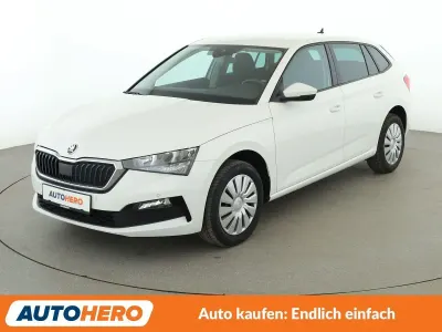 Gebraucht Skoda Scala Ambition 116 PS (85 kW) 2020 Weiß Kleinwagen