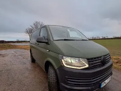 Usata VW Transporter 204 CV (150 kW) 2016 Verde Furgone