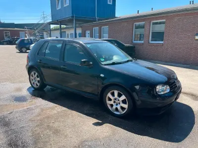 Gebraucht VW Golf IV 131 PS (96 kW) 2003 Schwarz Limousine