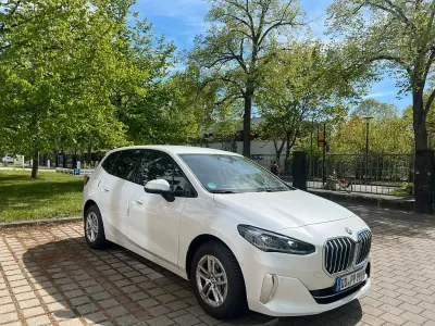 Używany BMW 220 170 KM (125 kW) 2024 Biały Kombi