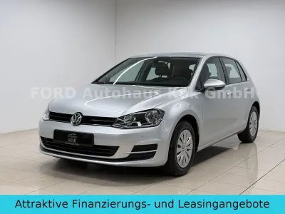 Gebraucht VW Golf VII Trendline 110 PS (80 kW) 2015 Silber Limousine