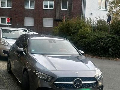 Grau Gebraucht 2018 Mercedes A220 AMG line Kombi | 19.500 € (Guter Preis)