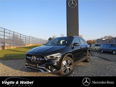 Mercedes GLA220