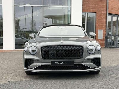 Neu Bentley Flying Spur 680 PS (500 kW) 2026 Grau Limousine
