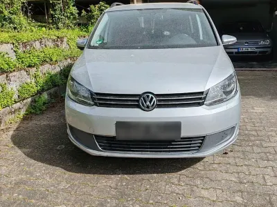 Gebraucht VW Touran Comfortline 105 PS (77 kW) 2010 Silber Van / Kleinbus