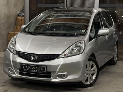 Silber Gebraucht 2012 Honda Jazz Exclusive Kleinwagen | 9.990 € (Etwas zu teuer)