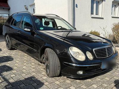 Gebraucht Mercedes E320 224 PS (164 kW) 2004 Schwarz Kombi