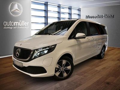 Używany Mercedes EQV300 150 kW (204 KM) 2023 Biały Minivan