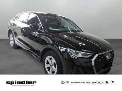 Gebraucht Audi Q3 Sportback Sport 190 PS (139 kW) 2022 Schwarz SUV