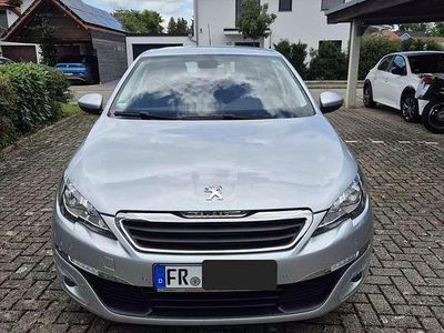 Gebraucht Peugeot 308 SW Active 131 PS (96 kW) 2015 Kombi