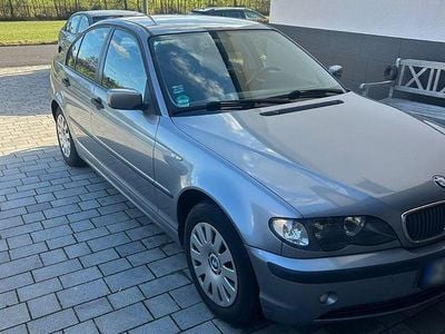Gebraucht BMW 316 116 PS (85 kW) 2005 Grau Limousine