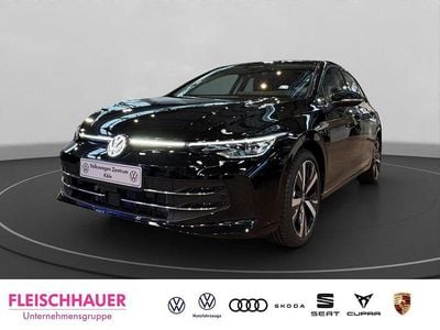 Neu VW Golf VIII Style 150 PS (110 kW) 2025 Grenadillschwarz metallic Limousine