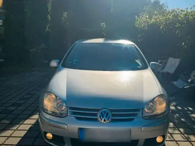 Gebraucht VW Golf V 105 PS (77 kW) 2007 Grau Kleinwagen