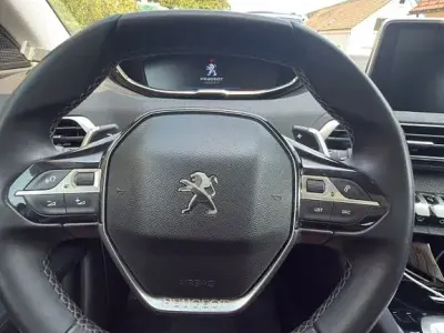 Gebraucht Peugeot 3008 Allure 120 PS (88 kW) 2017 Weiß SUV