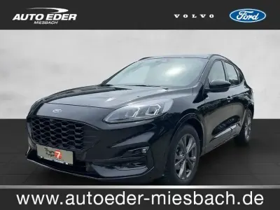 Gebraucht Ford Kuga ST-Line 120 PS (88 kW) 2023 Obsidianschwarz (schwarz) SUV