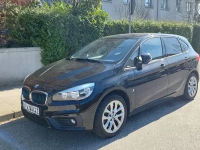 Second-hand BMW 225 Active Tourer iPerformance 224 CP (164 kW) 2017 Negru Monovolum
