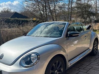 Gebraucht VW Beetle Cabriolet CLUB 104 PS (76 kW) 2015 Silber Cabrio