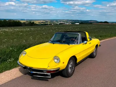 Gebraucht Alfa Romeo Spider 87 PS (63 kW) 1973 Gelb Cabrio
