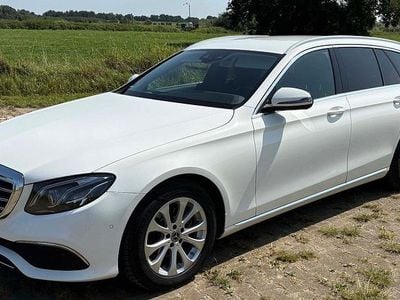 Mercedes 220