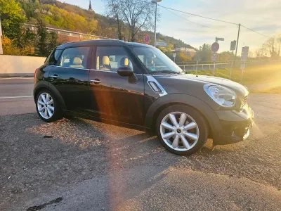 Usata Mini Cooper S Countryman 185 CV (136 kW) 2011 Nero SUV