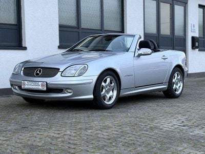 Gebraucht Mercedes SLK230 197 PS (144 kW) 2000 Silber (744 brillantsilber) Cabrio