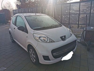 gebraucht Peugeot 107 2 Türer benzin