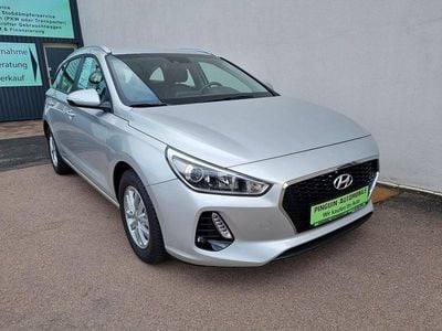 Gebraucht Hyundai i30 Trend 99 PS (72 kW) 2018 Silber Kombi