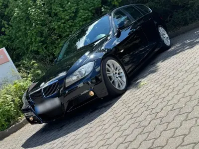 Gebraucht BMW 325 Sport Line 197 PS (144 kW) 2007 Schwarz Kombi
