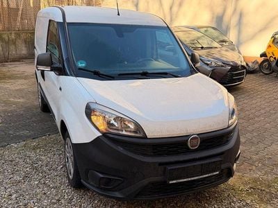Gebraucht Fiat Doblò 80 PS (58 kW) 2021 Weiß Van / Kleinbus