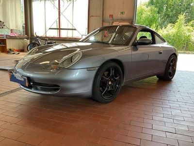 Porsche 911 Carrera