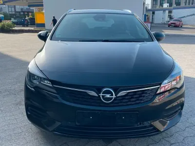 Gebraucht Opel Astra 122 PS (89 kW) 2020 Schwarz Kombi