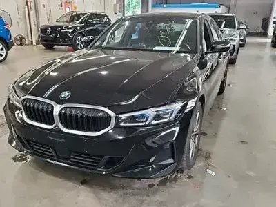 Gebraucht BMW 320 Sport Line 190 PS (139 kW) 2023 Schwarz Limousine