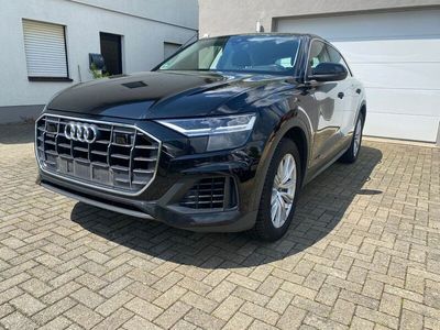 Gebraucht Audi Q8 231 PS (169 kW) 2019 Schwarz SUV