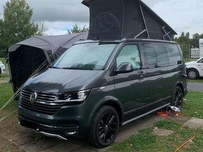 Gebraucht VW California California 150 PS (110 kW) 2024 Grau Van