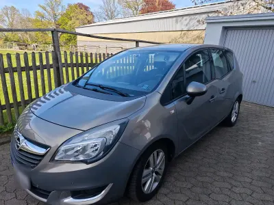 Gebraucht Opel Meriva Edition 120 PS (88 kW) 2014 Braun Van / Kleinbus