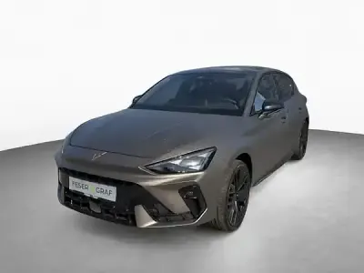 Neu Cupra Leon 300 PS (220 kW) 2026 Gold Limousine