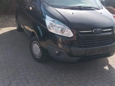 Käytetty Ford Transit Custom
