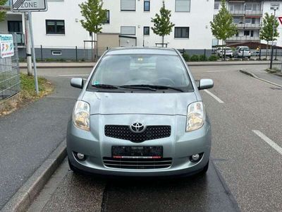 gebraucht Toyota Yaris Executive TÜV NEU / Klima / 1,3