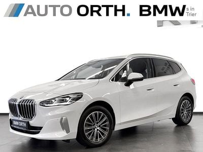 Gebraucht BMW 220 Active Tourer Luxury Line 170 PS (125 kW) 2022 Weiß Van / Kleinbus