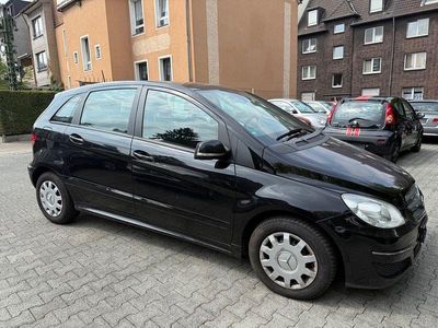 Mercedes B150