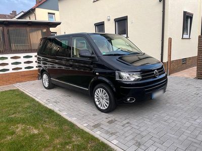 Second-hand VW T5 Highline 180 CP (132 kW) 2012 Negru Van