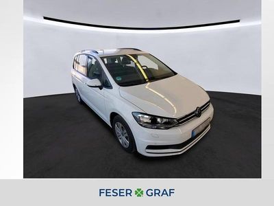 Second-hand VW Touran Comfortline 150 CP (110 kW) 2022 Alb Monovolum