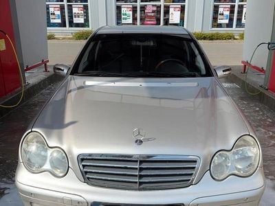 Gebraucht Mercedes C180 143 PS (105 kW) 2005 Silber Limousine
