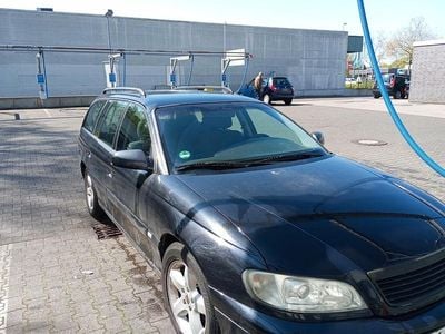 Second-hand Opel Omega 144 CP (105 kW) 2002 Negru Break
