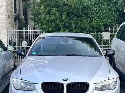 Gebraucht BMW 320 Cabriolet M Sport 184 PS (135 kW) 2012 Silber Cabrio