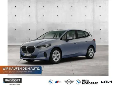 Gebraucht BMW 220 Active Tourer Luxury Line 170 PS (125 kW) 2023 Sparkling kupfergrau Van / Kleinbus