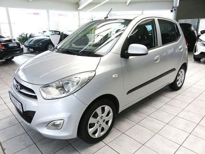 Silber Gebraucht 2011 Hyundai i10 Style Kleinwagen | 7.690 € (Teuer)