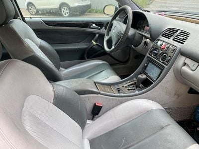 Mercedes CLK230